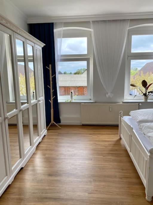 2-Zimmer Zentral In Ferdinandshof, Wlan Modern Eksteriør bilde